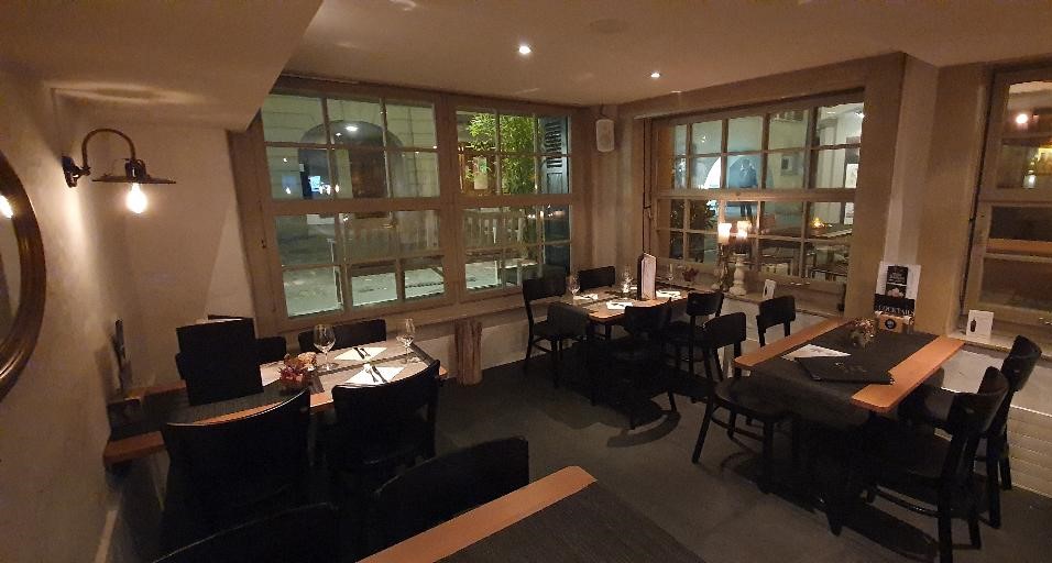 Red-Ox Nightlife & Restaurant Bar Ochsen